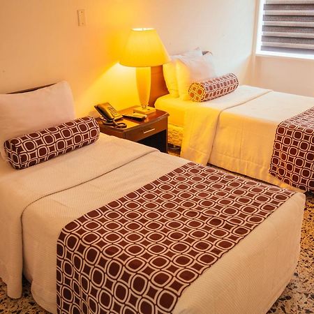 Hotel Tequendama Inn Estacion Buenaventura Bagian luar foto