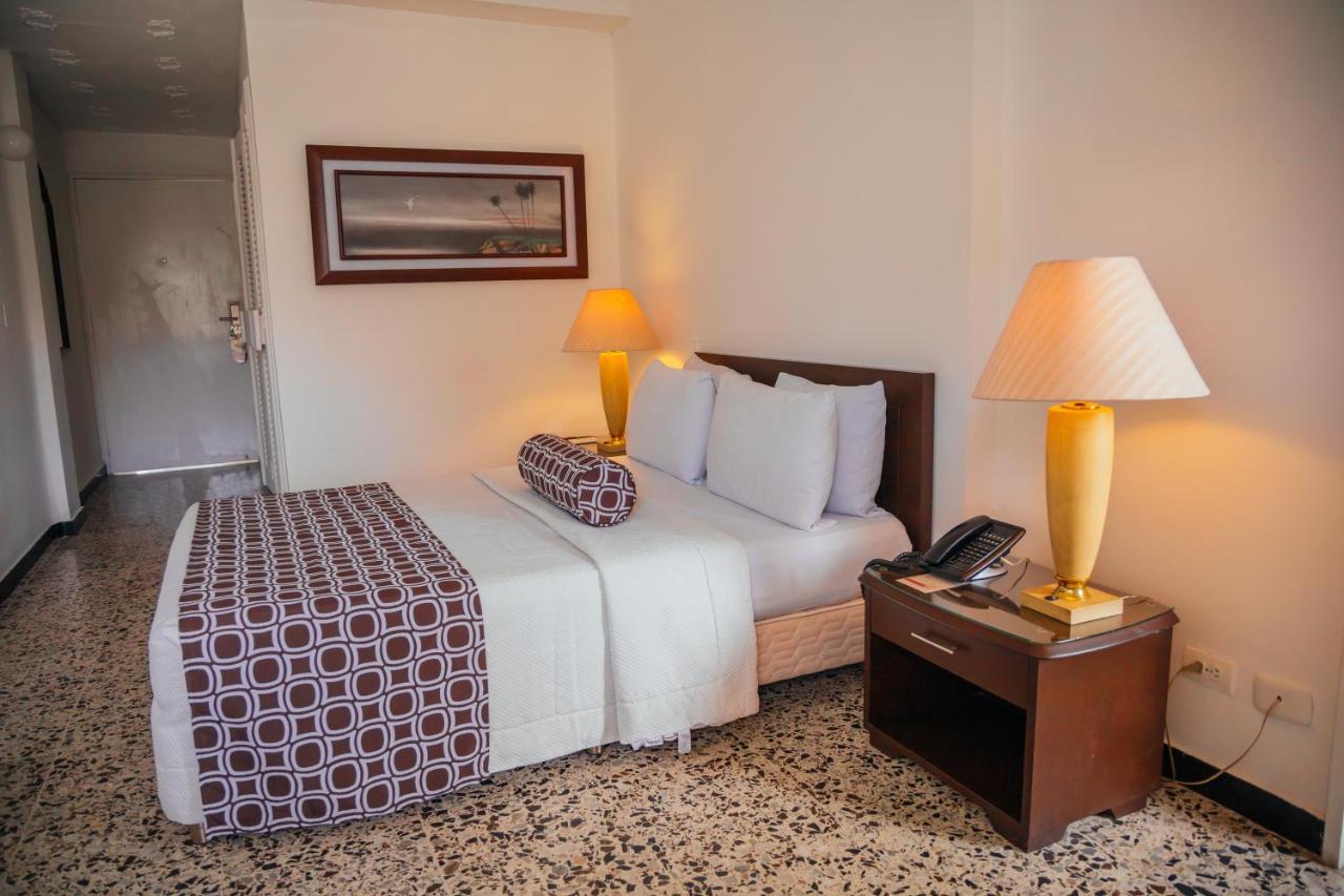 Hotel Tequendama Inn Estacion Buenaventura Bagian luar foto