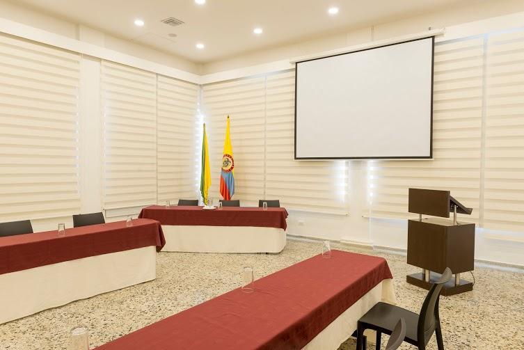 Hotel Tequendama Inn Estacion Buenaventura Bagian luar foto
